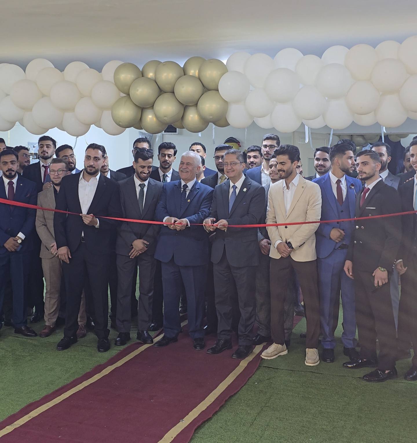 The Dean of the college, Dr. Qassem Al-Radaideh, accompanied by the Vise Dean, Dr. Imad Al-Shawagfeh, participated in the joy of the graduating students by signing their graduation books for their colleagues. This was part of the college's support for stu