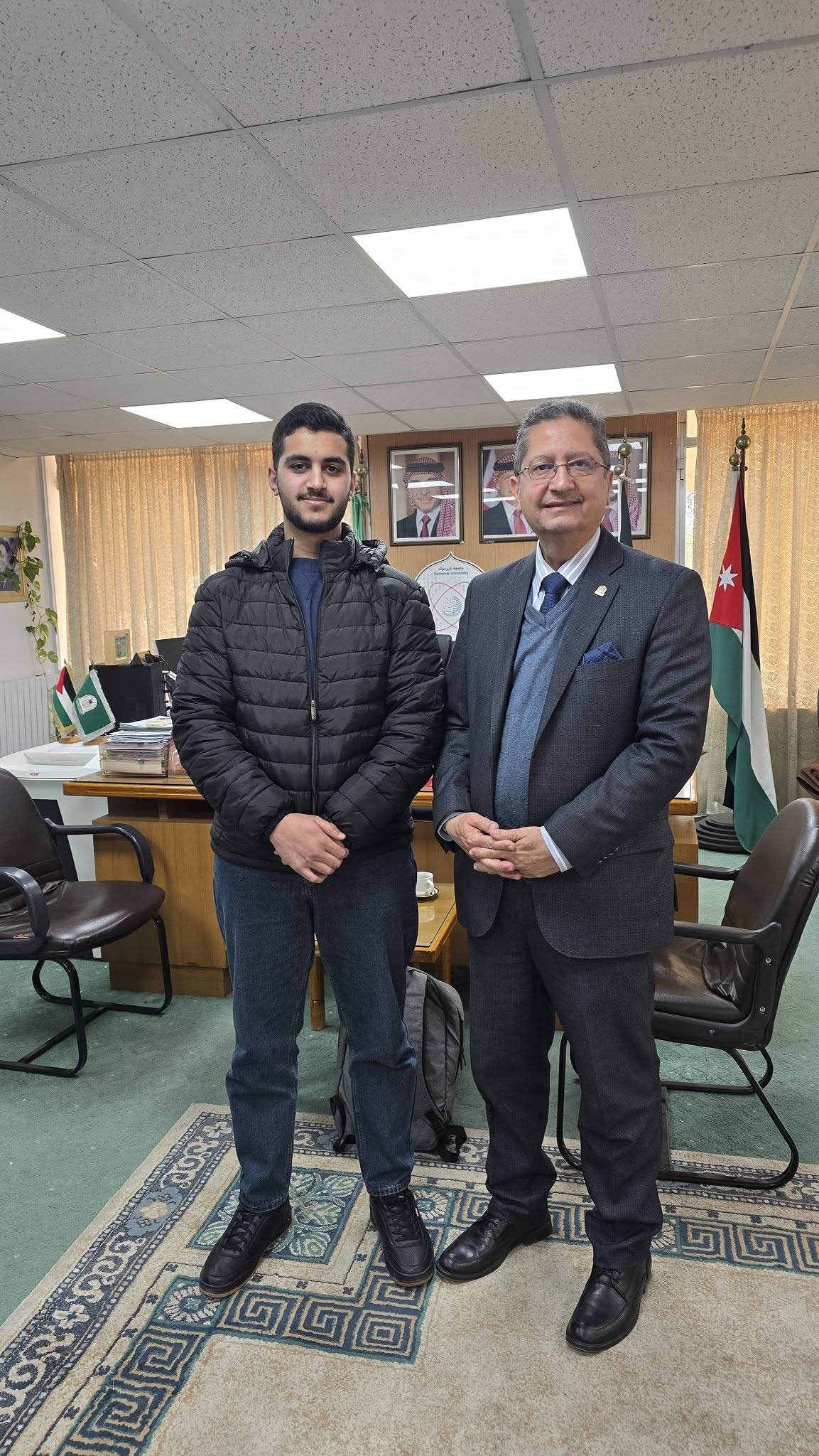 تمكن الطالب عبدالرحمن السليم، احد طلبة كلية تكنولوجيا المعلومات المميزين من اكتشاف ثغرة متوسطة الخطورة في نظام تابع لشركة   DHL 