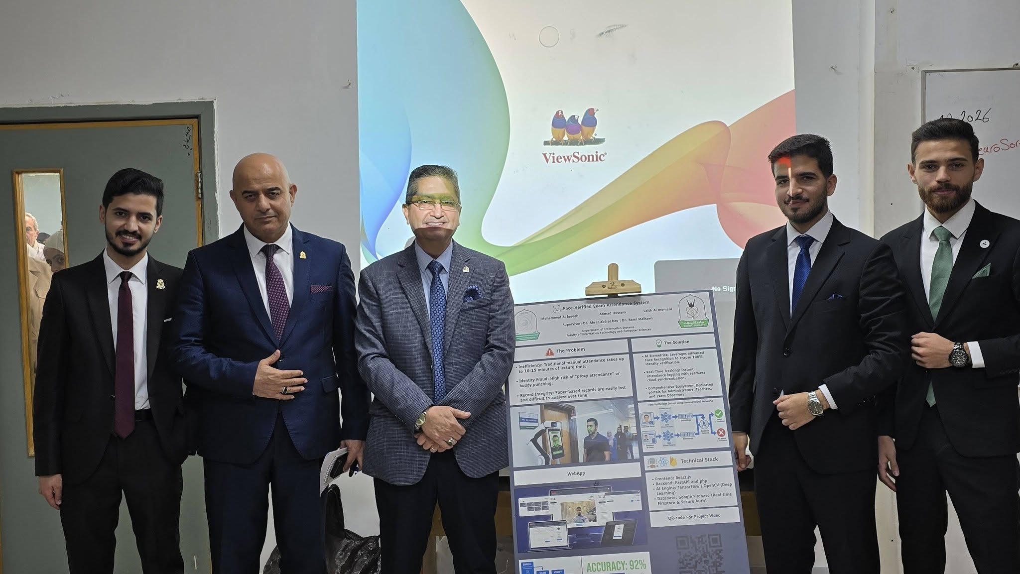 The college students are presenting their graduation projects for the first semester. The students of Information Technology and Computer Science are showcasing their graduation projects and the culmination of their hard work for the first semester.